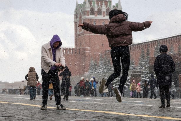 rata natalitatii in rusia a scazut la minimul ultimilor 200 de ani se va ajunge la o populatie comparativa cu cea a imperiului rus 67fe1dbfa467d