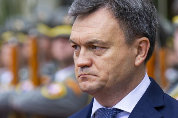 republica moldova acuza rusia ca a cheltuit 200 de milioane de euro pentru a cumpara voturi la alegerile prezidentiale de anul trecut 67ed83592e5fc