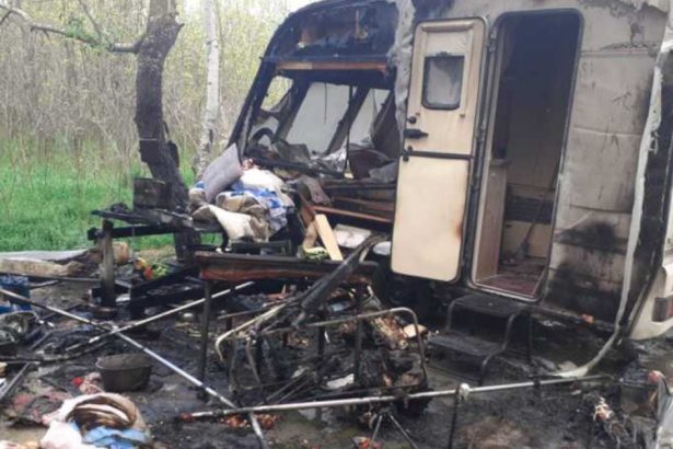 rulota cuprinsa de flacari in constanta doua persoane au suferit arsuri grave si au fost preluate de un elicopter smurd 680405b45bea5