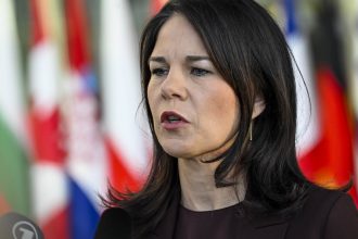 rusia ataca in continuare infrastructura energetica a ucrainei baerbock promisiunile de negocieri ale lui putin nu sunt decat vorbe 67ef9f96d9374