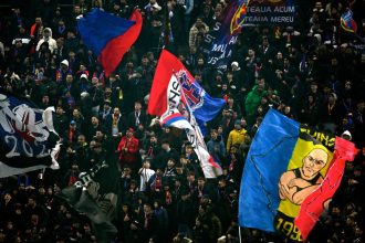 scandal la meciul fcsb dinamo fanii fcsb pusi sa isi scrie numele pe spatele fiecarui bilet 67ed1fbe9a146