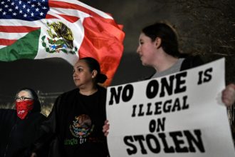 sua amenzi uriase si confiscarea proprietatilor pentru imigrantii ilegali care ignora deportarea vor suporta consecintele 67f6313a9efd0