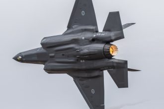 tarifele lui trump ar putea afecta productia de aparare a sua inclusiv avionul de lupta f 35 submarinele nucleare sau alte proiecte 67ef90596333d