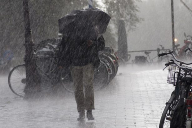 temperaturile au scazut brusc si cu 10 grade cod galben de vijelii in bucuresti mai multe judete sunt sub avertizari de furtuna 67f1599dbd2e1