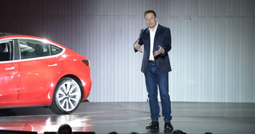 tesla nu mai preia comenzi in china pentru doua modele importate din sua analist musk trebuie sa paraseasca administratia trump 67f930cf1dec5