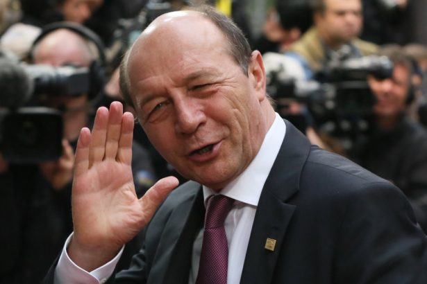 traian basescu diaspora poate face presedinti o sa vedeti duminica 680e4ee8e227c