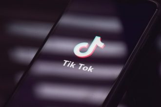 trump amana cu inca 75 de zile interzicerea tiktok in sua speram sa continuam sa lucram cu buna credinta cu china 67f03211dbef5