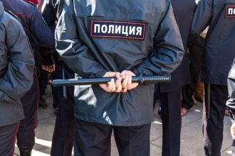un american arestat in rusia pentru ca a atacat un politist si a cerut azil politic a fost internat la psihiatrie 67f2ac0f50efe