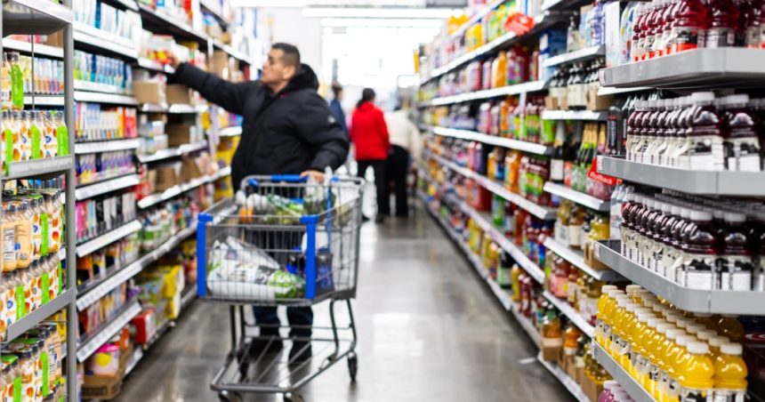 un miliardar american indeamna populatia sa faca provizii de consumabile dupa anuntul lui trump pasta de dinti sapun orice 67eeabd550d96