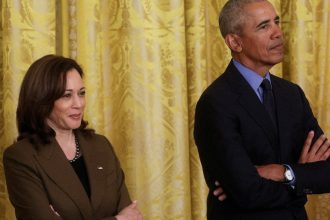 v am avertizat barack obama si kamala harris critica masurile luate de donald trump dupa revenirea la casa alba 67f0414dac011