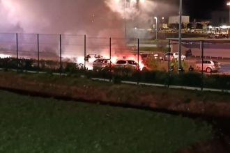 val de atacuri la mai multe inchisori din franta guvernul spune ca va lua masuri care vor dezorganiza profund retelele criminale 67fe608c4f3e3