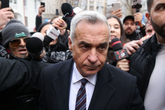 video calin georgescu in fata judecatorilor fostul candidat la prezidentiale a contestat prelungirea controlului judiciar 6811d54161b14