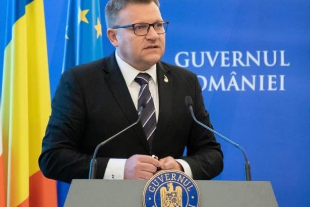 video fostul ministru al muncii marius budai internat dupa ce i s a facut rau la volan 67eb92b4d835d