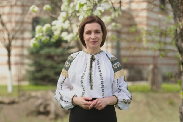 video maia sandu mesaj de paste sa fim mai aproape unii de altii sa ne ascultam sa ne iertam si sa mergem impreuna pe calea binelui 6804a02743aec
