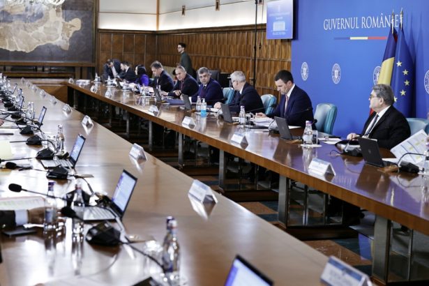 video marcel ciolacu ameninta cu remanieri ce le reproseaza premierul ministrilor 67ee65c000d30