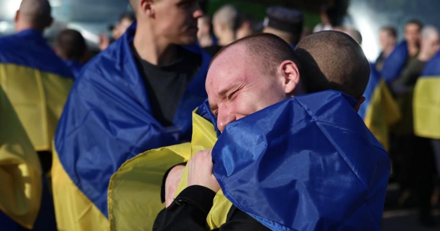 video ucraina si rusia au facut cel mai mare schimb de prizonieri din timpul razboiului moscova sustine ca a facut un gest de bunavointa 6803e37b61fd9