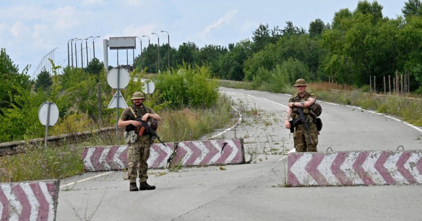 49 000 de ucraineni au fost arestati din 2022 incercand sa fuga din tara cei mai multi voiau sa ajunga in romania si ungaria 682e23e706fc3