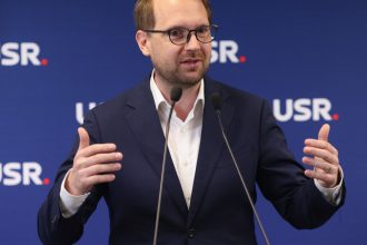 alegeri prezidentiale 2025 dominic fritz usr mesaj pentru sustinatorii lui simion noi toti vrem o romanie puternica prospera 682a2e4619f02