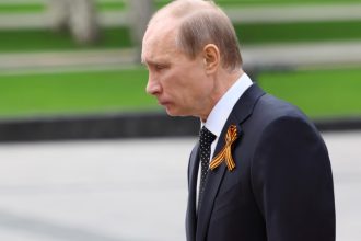 analiza vladimir putin are motive sa sarbatoreasca ziua victoriei dar petrecerea ar putea fi de scurta durata scrie cnn 681c79a145aef