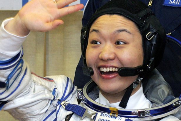 astronauti celebri prezenti la evenimentul spacefest 2025 de la politehnica bucuresti 681daf3bd3b74
