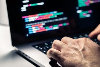 avertisment dnsc societati comerciale din domeniul financiar contabil vizate de atacuri cibernetice de tip ransomware 681bb177312a7