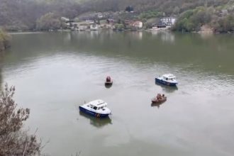 cadavrul unui barbat descoperit in canalul dunare marea neagra in zona localitatii agigea politistii au deschis o ancheta 682022319a120