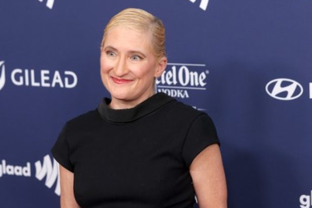 cantareata jill sobule cunoscuta pentru hiturile anilor 90 i kissed a girl si supermodel a murit intr un incendiu 68145f6d7a268