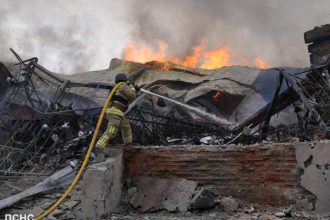 cel putin 3 morti si 11 raniti intr un atac rusesc cu racheta balistica asupra orasului ucrainean sumi 681a798581afc