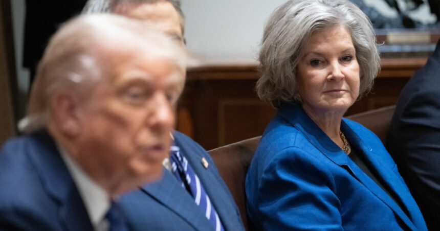 cineva a incercat sa se dea drept sefa de cabinet a casei albe influenta susie wiles cum s a dat de gol impostorul 683a17ac078a6