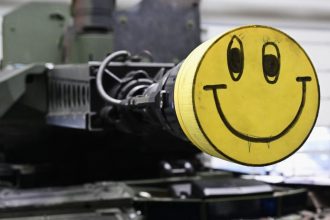 companiile europene de armament fac angajari daca ar exista muncitori disponibili i am angaja imediat avem ce sa le dam de lucru 68358ad35a308