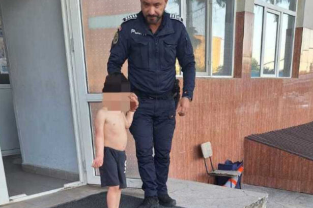 copil de 4 ani gasit dezbracat pe strada de politisti dupa ce a cazut de la etajul 1 era dezorientat si nu stia sa ajunga acasa 683a0c2edccf0