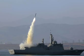 coreea de nord a construit cu ajutorul rusiei un distrugator care poate lansa rachete nucleare tactice sustine seulul 68133df6811cb