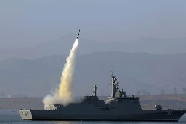 coreea de nord a construit cu ajutorul rusiei un distrugator care poate lansa rachete nucleare tactice sustine seulul 68133df6811cb