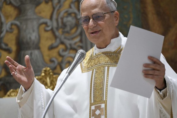 cu ce echipa italiana de fotbal din serie a tine pana la capat noul papa leon al xiv lea 681e69549375e