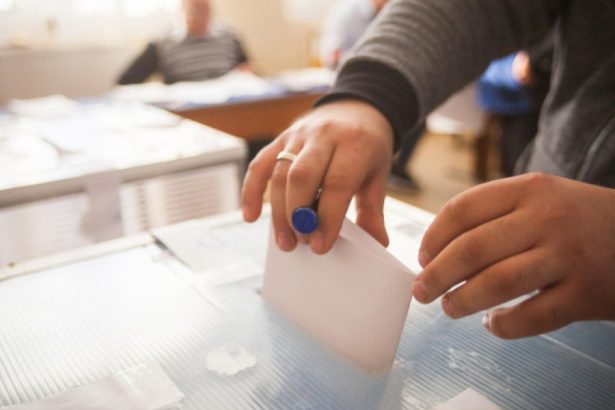 cum arata buletinele de vot pentru turul al doilea al alegerilor prezidentiale bec a prezentat machetele 681e26c5f0dd8