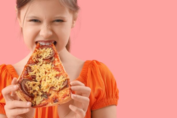 doar cinci minute de reclama la junk food determina copiii sa manance mai mult 6820d0cbbf185