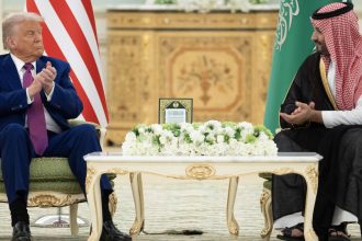 donald trump a semnat cel mai mare acord de aparare din istorie cu riadul turneu de forta al liderului sua in orientul mijlociu 682372655817a