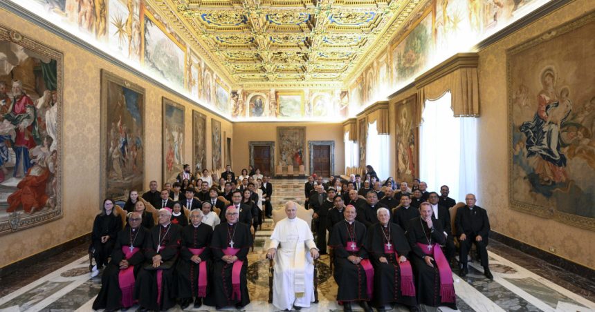 donald trump volodimir zelenski si aliatii europeni saluta oferta papei leon al xiv lea de a gazdui negocieri rusia ucraina la vatican 682c368f1d2b6