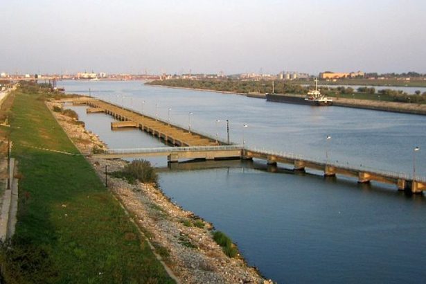 doua femei au fost gasite moarte in canalul dunare marea neagra una dintre ele era disparuta din aprilie 6825fd426bd4c