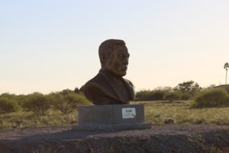 elon musk mai aproape de a detine orasul care i a ridicat statuie angajatii spacex din texas voteaza pentru starbase 6815fd161e5d6