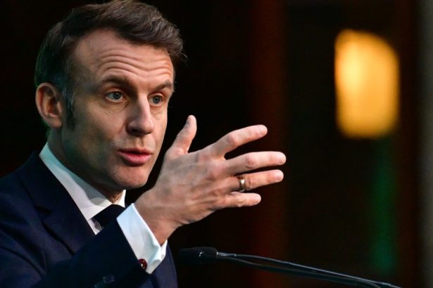 emmanuel macron dupa propunerea la negocieri directe a lui putin o prima miscare dar insuficienta 68206e22bff57