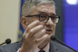 exclusiv daniel daianu daca peste noapte finantarea romaniei si refinantarea datoriei publice ar fi stopate romania s ar asfixia 681dec2ca37bc