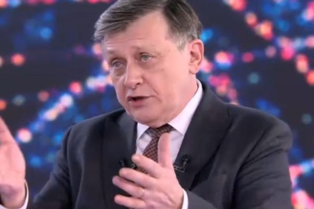 exclusiv vasile blaga il critica crin antonescu poate ca si domnia sa a contribuit la infrangerea domniei sale 682af2299ccf7