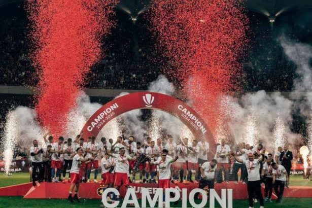 fcsb a primit trofeul de campioana dupa ce a castigat ultimul meci de acasa din acest sezon 682b960025f60