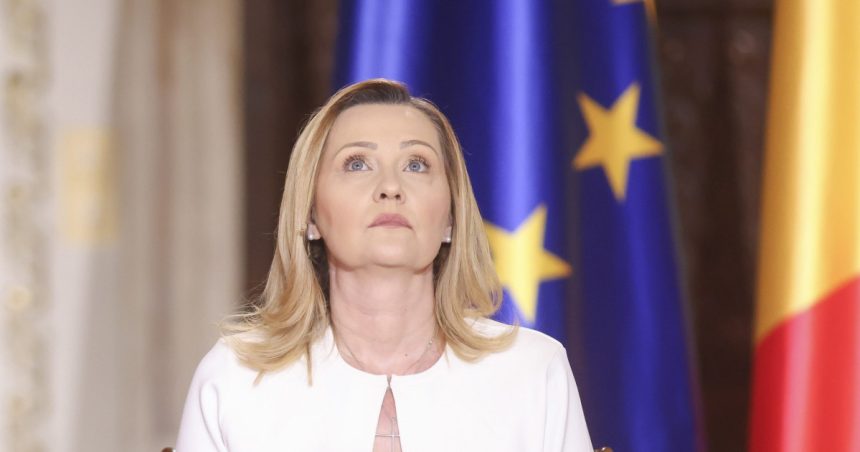 foto elena lasconi romania a ales europa si trebuie sa ramana pe acest drum postarea fostei sefe a usr care a starnit sute de reactii 681de19f9a1b3