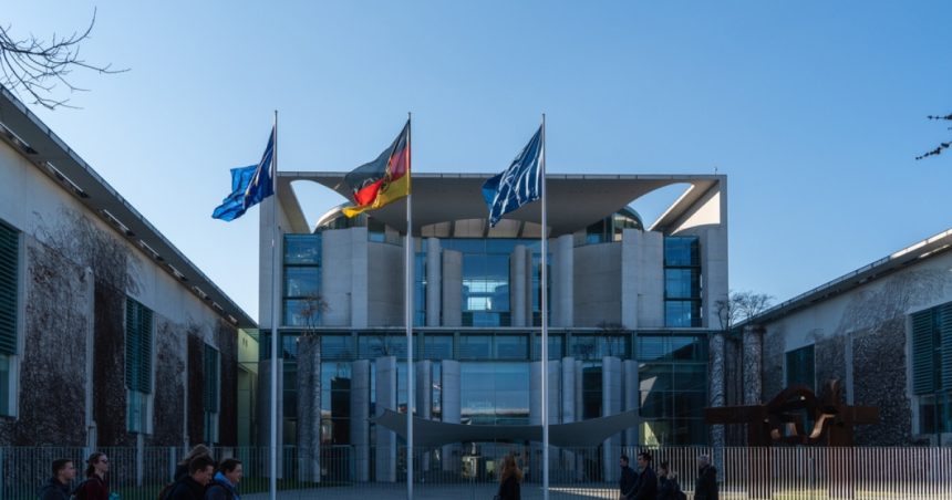 germania a decis restrictionarea reintregirii familiilor imigrantilor si acordarea cetateniei 68384093cc81c