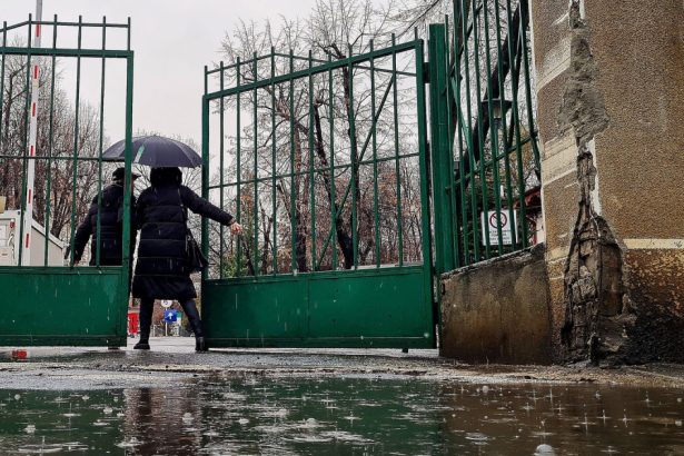 harta ploi torentiale si vijelii in mai multe judete din tara inclusiv in capitala meteorologii au emis cod portocaliu 683189a9625cf