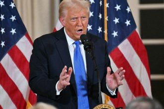 intalniti va acum trump ii cere lui zelenski sa accepte negocierile directe propuse de putin mesajul presedintelui american 6820e5ac9f70a