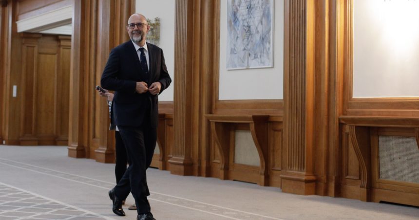 kelemen hunor a vorbit cu nicusor dan suntem pregatiti sa construim impreuna cu noul presedinte ales 682c22a966b11