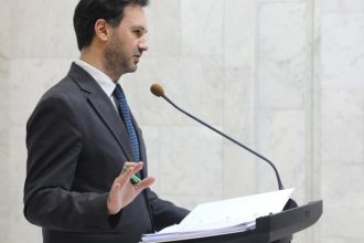kievul riposteaza dupa ce zaharova l a insultat pe zelenski un latrat de la moscova 682611e12f98f